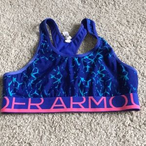 sports bra